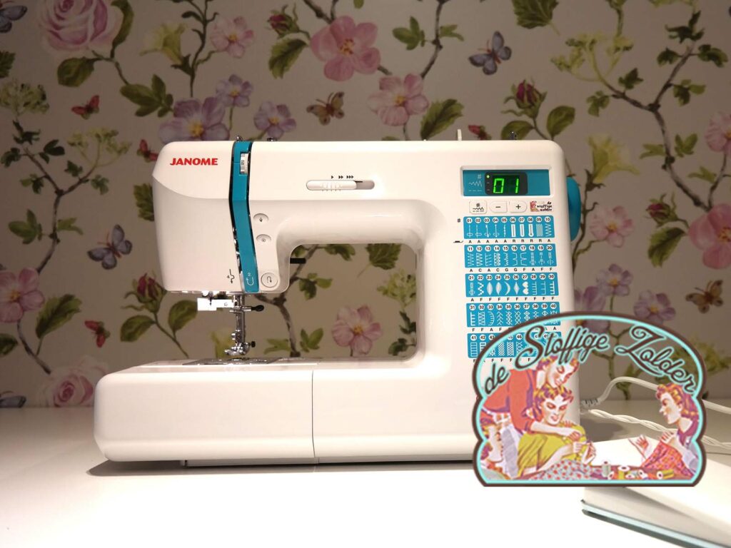 Naaimachine Janome DC2010